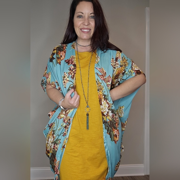 Wrapped Up In You Kimono - Picture 4 of 6